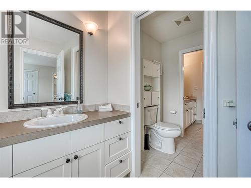 6632 Mountainview Drive, Oliver, BC - Indoor Photo Showing Bathroom