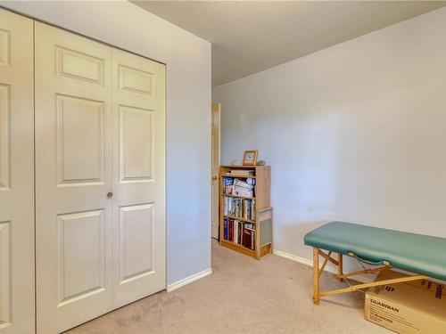 204-1355 Cumberland Rd, Courtenay, BC - Indoor Photo Showing Other Room