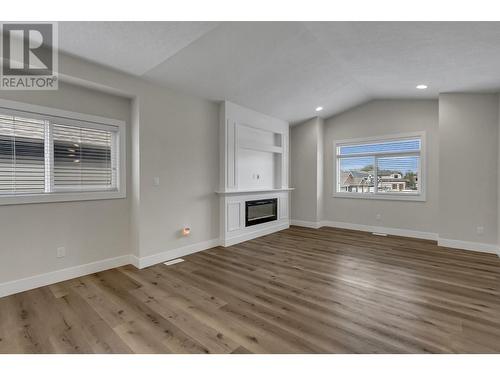 4723 Parkside Drive, Prince George, BC - Indoor Photo Showing Kitchen With Double Sink