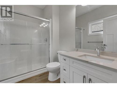 4723 Parkside Drive, Prince George, BC - Indoor Photo Showing Bathroom