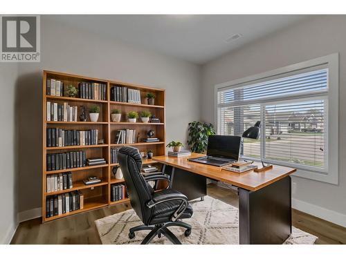 4723 Parkside Drive, Prince George, BC - Indoor Photo Showing Office