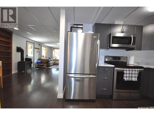 1710 South Lakeside Drive, Williams Lake, BC - Indoor Photo Showing Kitchen With Stainless Steel Kitchen