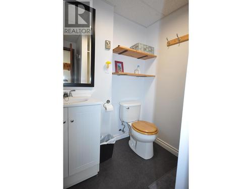 1710 South Lakeside Drive, Williams Lake, BC - Indoor Photo Showing Bathroom