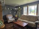 1144 8Th Avenue, Valemount, BC  - Indoor Photo Showing Living Room 