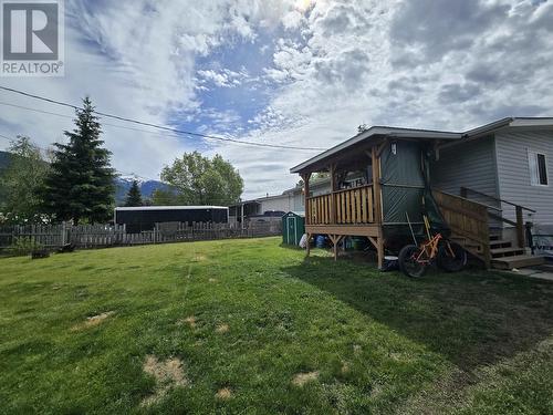 1144 8Th Avenue, Valemount, BC - Outdoor