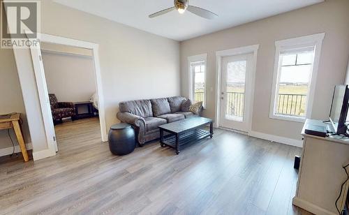 307 11205 105 Avenue, Fort St. John, BC - Indoor Photo Showing Living Room