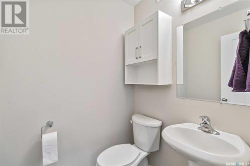 13 301 Centennial Road, Hague, SK - Indoor Photo Showing Bathroom