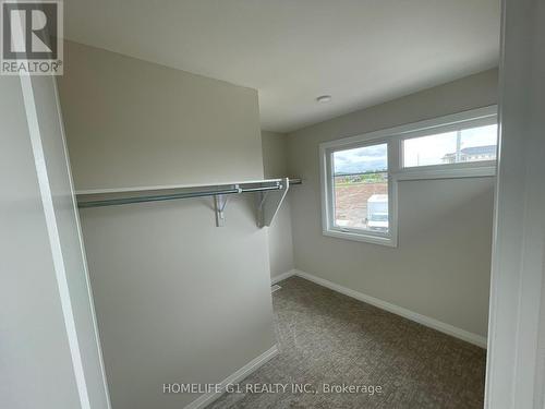 94 West Creek Court, Welland, ON - Indoor