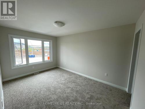 94 West Creek Court, Welland, ON - Indoor Photo Showing Other Room