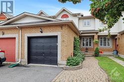 14 CARWOOD CIRCLE  Ottawa, ON K1K 4V3