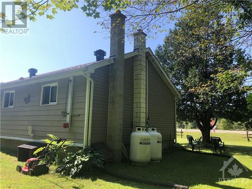 6475 Cty Rd 15 Road, Brockville, ON - Outdoor