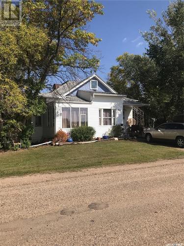 300 1St Avenue, Semans, SK - Outdoor