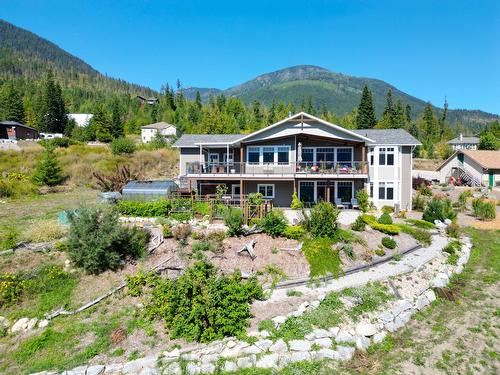 125 Lakeview Drive, Nelson, BC 