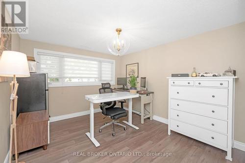 471 East 36Th Street, Hamilton, ON - Indoor Photo Showing Office