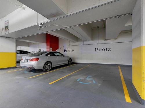 Parking - Ph2-1188 Rue St-Antoine O., Montréal (Ville-Marie), QC - Indoor Photo Showing Garage