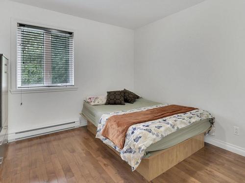 Chambre Ã Â coucher - 7 Place Du Vieux Village, Châteauguay, QC - Indoor Photo Showing Bedroom