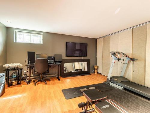 Salle familiale - 118 Rue Berlioz, Montréal (Verdun/Île-Des-Soeurs), QC - Indoor Photo Showing Gym Room