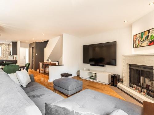 Salon - 118 Rue Berlioz, Montréal (Verdun/Île-Des-Soeurs), QC - Indoor Photo Showing Living Room With Fireplace