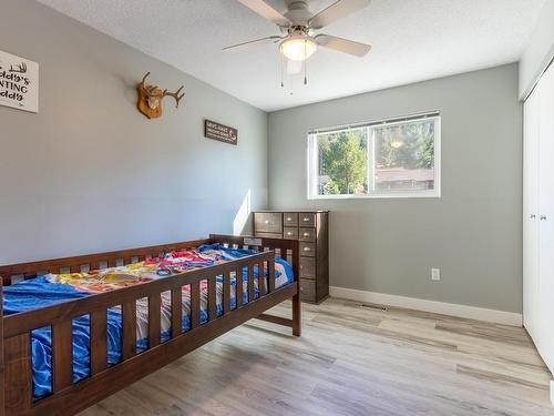 8 Breccia Drive, Logan Lake, BC - Indoor Photo Showing Bedroom