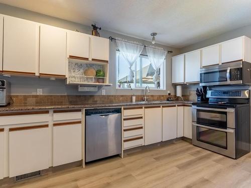 8 Breccia Drive, Logan Lake, BC - Indoor Photo Showing Kitchen