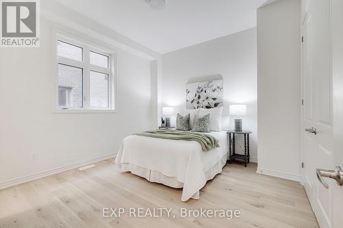 44 Magnolia Avenue, Adjala-Tosorontio (Colgan), ON - Indoor Photo Showing Bedroom