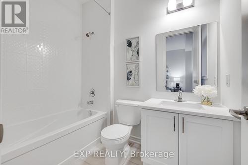 44 Magnolia Avenue, Adjala-Tosorontio (Colgan), ON - Indoor Photo Showing Bathroom