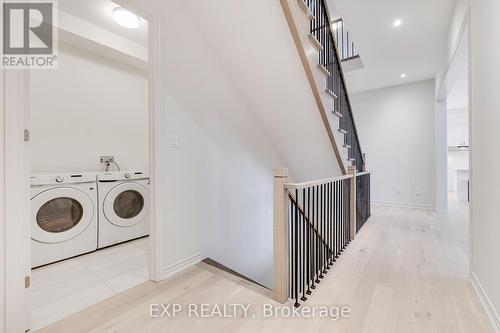 44 Magnolia Avenue, Adjala-Tosorontio (Colgan), ON - Indoor Photo Showing Laundry Room