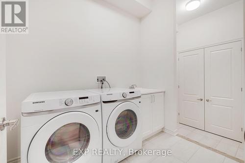 44 Magnolia Avenue, Adjala-Tosorontio (Colgan), ON - Indoor Photo Showing Laundry Room