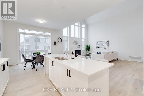 44 Magnolia Avenue, Adjala-Tosorontio (Colgan), ON - Indoor Photo Showing Kitchen With Double Sink