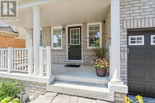 18 Davidson Drive, New Tecumseth, ON - Outdoor With Facade