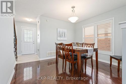 18 Davidson Drive, New Tecumseth, ON - Indoor Photo Showing Dining Room