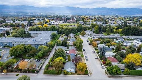 1915 Bowes Street, Kelowna, BC - Outdoor With View