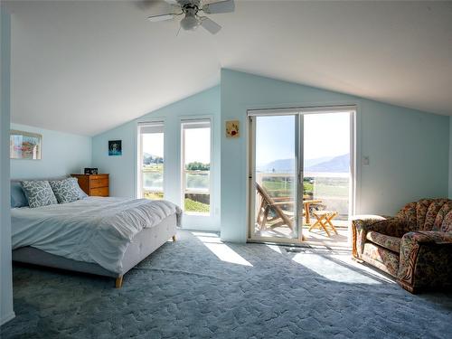 4295 North Naramata Road, Naramata, BC - Indoor Photo Showing Bedroom