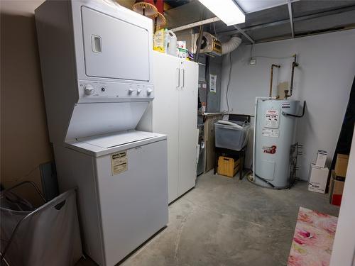 4295 North Naramata Road, Naramata, BC - Indoor Photo Showing Laundry Room