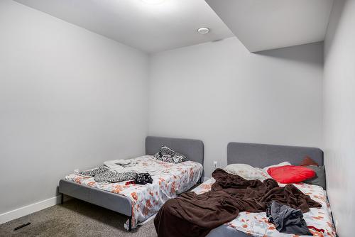 109-3075 Vint Road, Kelowna, BC - Indoor Photo Showing Bedroom