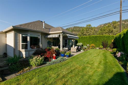 160-550 Yates Road, Kelowna, BC - Outdoor