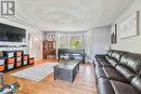 6736 Buckingham Drive, Niagara Falls, ON  - Indoor Photo Showing Living Room 