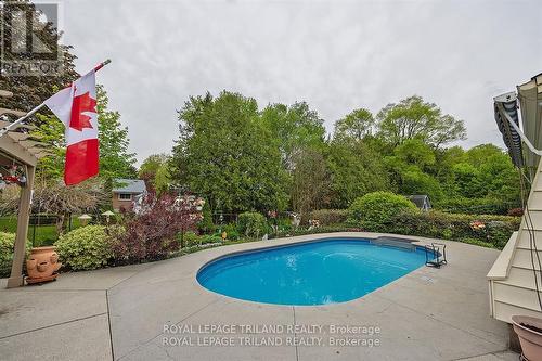 316 Culver Place, London, ON - Outdoor With In Ground Pool