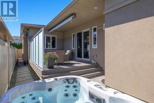 3039 Burtch Road, Kelowna, BC - Outdoor With Exterior