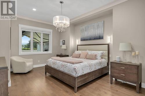 3039 Burtch Road, Kelowna, BC - Indoor Photo Showing Bedroom