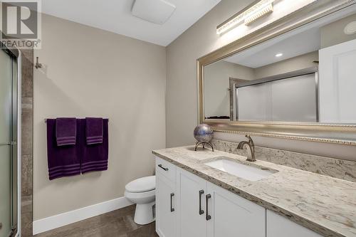 3039 Burtch Road, Kelowna, BC - Indoor Photo Showing Bathroom