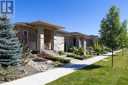 3039 Burtch Road, Kelowna, BC - Outdoor With Facade