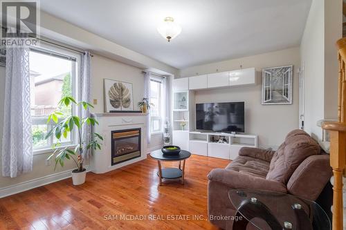 5562 Katy Gate, Mississauga (Churchill Meadows), ON - Indoor Photo Showing Living Room With Fireplace