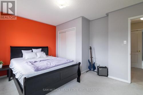 5562 Katy Gate, Mississauga (Churchill Meadows), ON - Indoor Photo Showing Bedroom