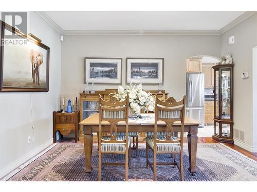 2259 Capistrano Drive, Kelowna, BC - Indoor Photo Showing Dining Room