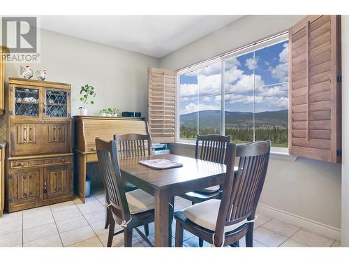 2259 Capistrano Drive, Kelowna, BC - Indoor Photo Showing Dining Room