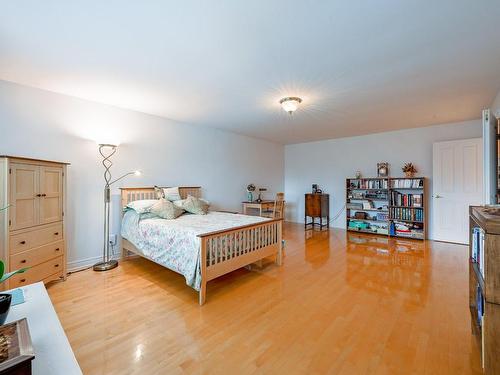 Master bedroom - 7 Rue Du Chablis, Kirkland, QC - Indoor Photo Showing Bedroom