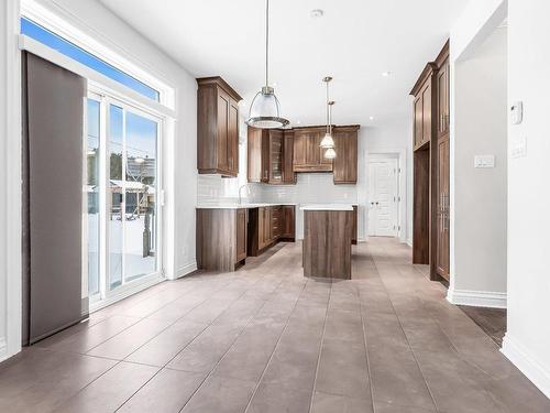 Coin-repas - 33 Rue Des Cerisiers, Vaudreuil-Dorion, QC - Indoor Photo Showing Kitchen