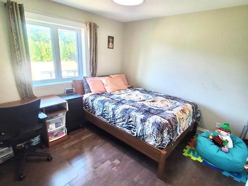 Chambre Ã Â coucher - 33 Rue Des Cerisiers, Vaudreuil-Dorion, QC - Indoor Photo Showing Bedroom