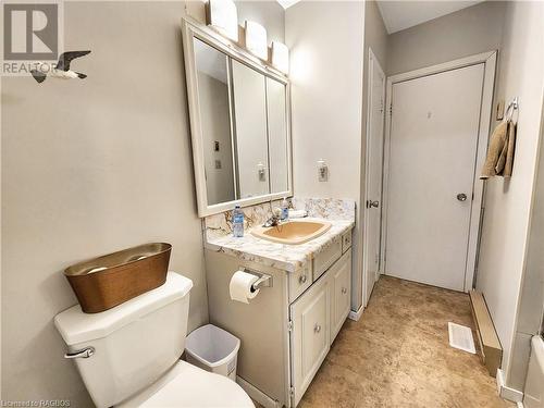 5 Noble Drive, Miller Lake, ON - Indoor Photo Showing Bathroom